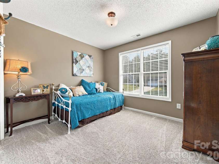 2741 25th Street, Hickory, NC 28601.  MLS# CAR4430893, YatesRealty ID 55180. 