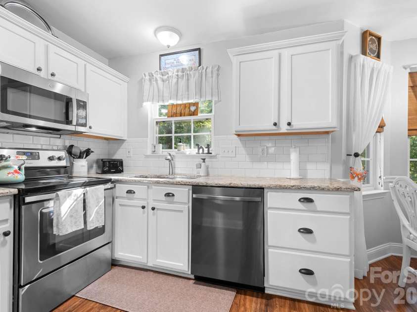 4126 Medford Drive, Concord, NC 28027.  MLS# CAR4432264, YatesRealty ID 55182. 