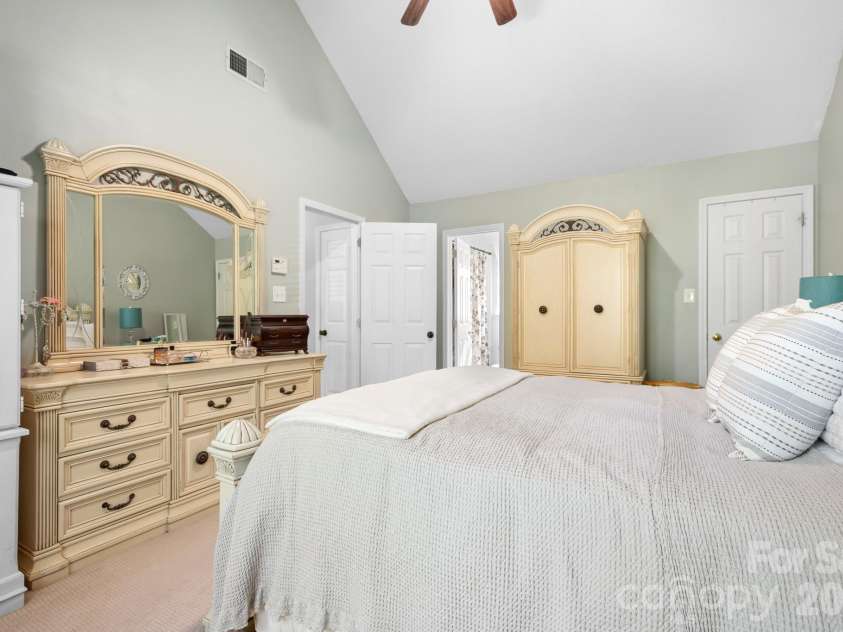 4126 Medford Drive, Concord, NC 28027.  MLS# CAR4432264, YatesRealty ID 55182. 