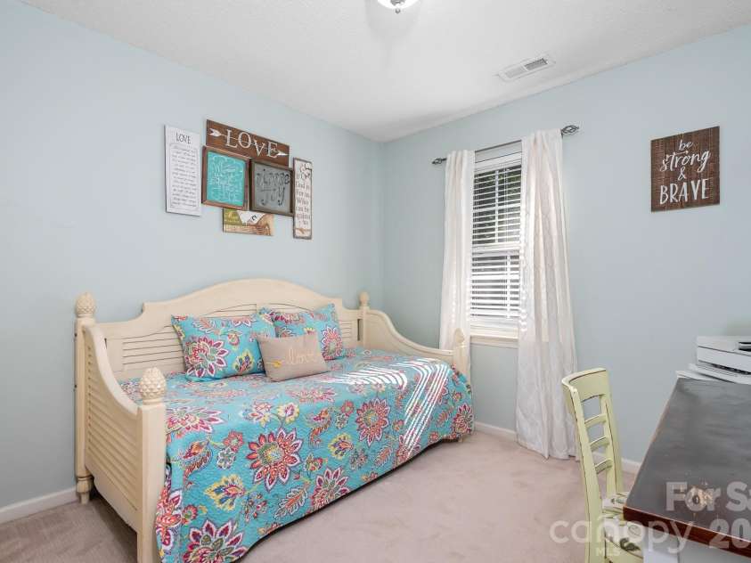 4126 Medford Drive, Concord, NC 28027.  MLS# CAR4432264, YatesRealty ID 55182. 