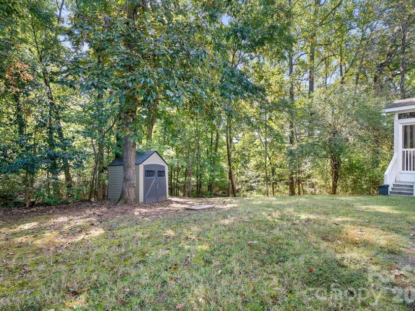 4126 Medford Drive, Concord, NC 28027.  MLS# CAR4432264, YatesRealty ID 55182. 