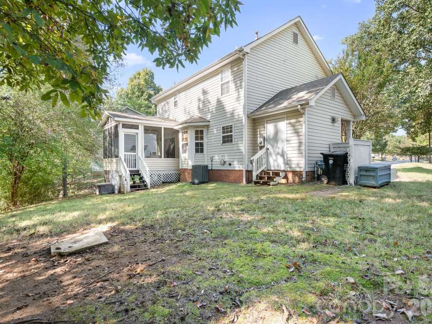 4126 Medford Drive, Concord, NC 28027.  MLS# CAR4432264, YatesRealty ID 55182. 