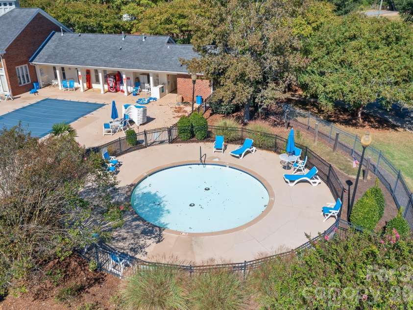 4126 Medford Drive, Concord, NC 28027.  MLS# CAR4432264, YatesRealty ID 55182. 