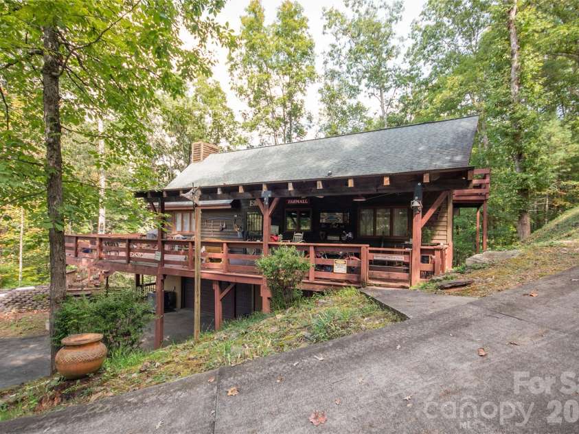 159 Winding Way Drive, Franklin, NC 28734.  MLS# CAR4431633, YatesRealty ID 55184. 