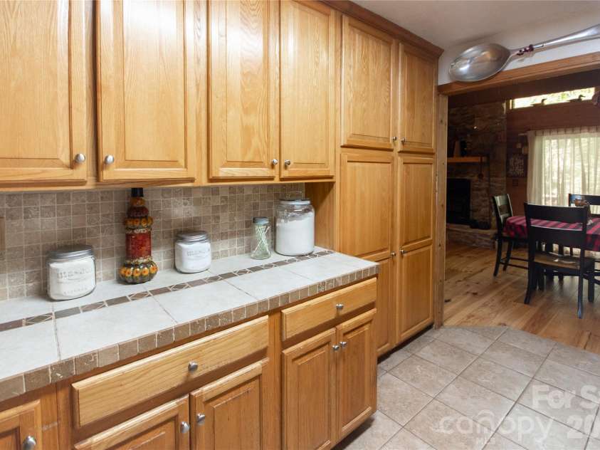 159 Winding Way Drive, Franklin, NC 28734.  MLS# CAR4431633, YatesRealty ID 55184. 