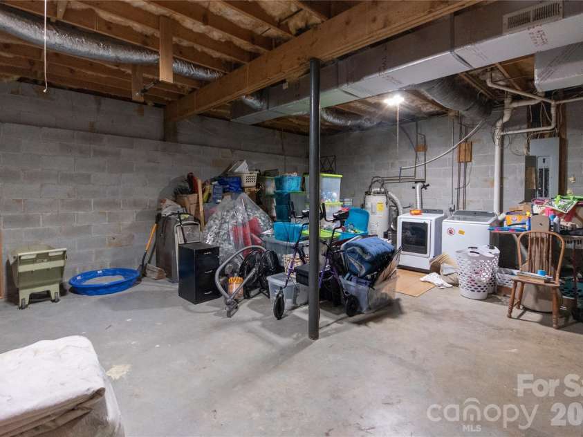 159 Winding Way Drive, Franklin, NC 28734.  MLS# CAR4431633, YatesRealty ID 55184. 