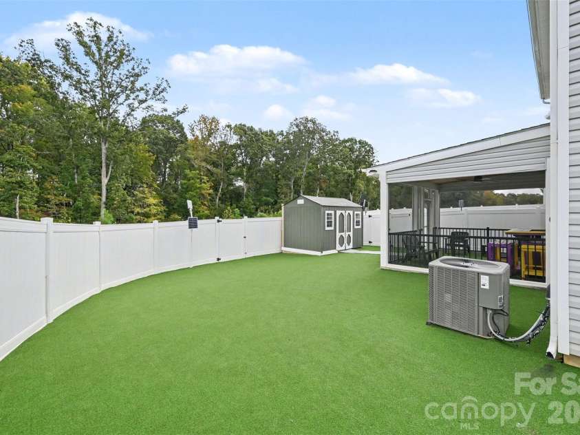 1582 Doran Terrace, Richburg, SC 29729.  MLS# CAR4429385, YatesRealty ID 55188. 
