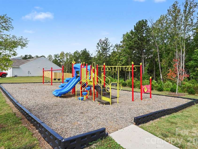 1582 Doran Terrace, Richburg, SC 29729.  MLS# CAR4429385, YatesRealty ID 55188. 