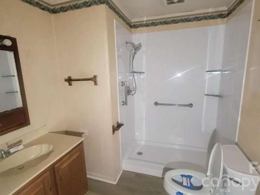 910 Mauney Avenue, Gastonia, NC 28052.  MLS# CAR4431619, YatesRealty ID 55189. 