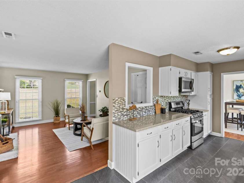 9637 Stoney Hill Lane, Charlotte, NC 28277.  MLS# CAR4242070, YatesRealty ID 5519. 