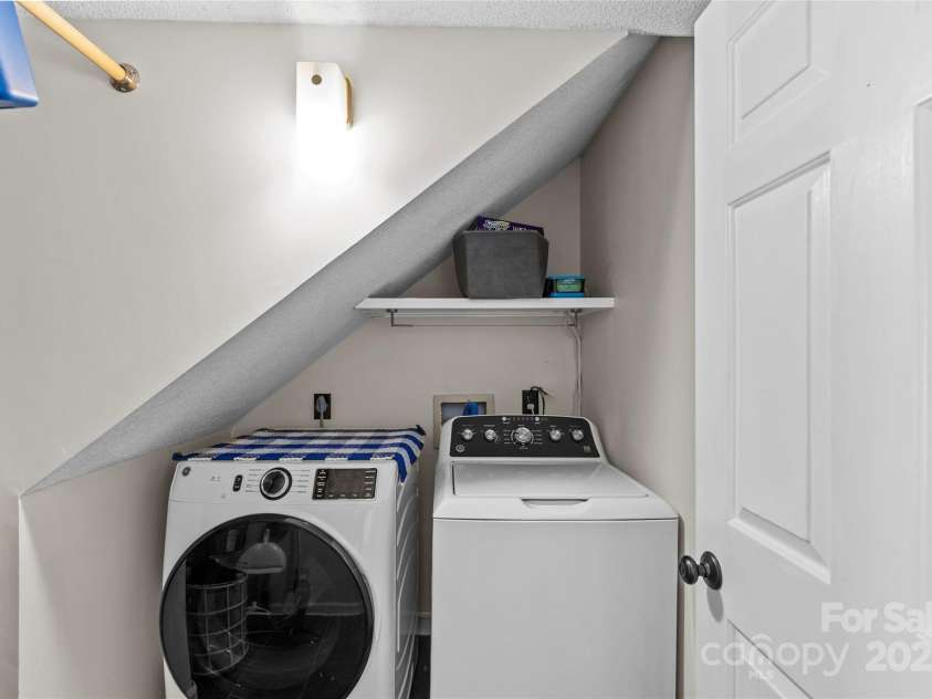 9637 Stoney Hill Lane, Charlotte, NC 28277.  MLS# CAR4242070, YatesRealty ID 5519. 