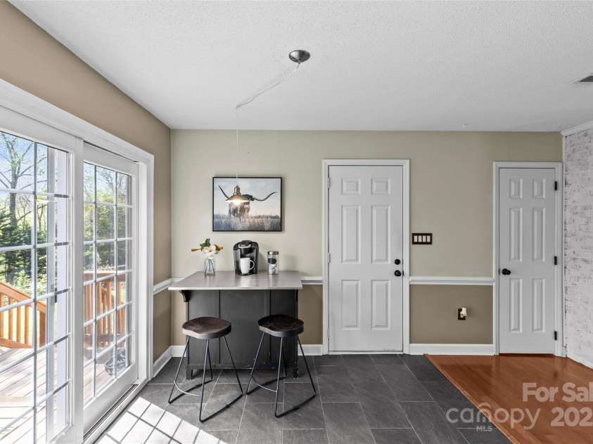 9637 Stoney Hill Lane, Charlotte, NC 28277.  MLS# CAR4242070, YatesRealty ID 5519. 