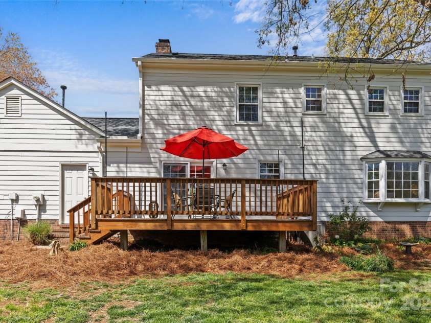 9637 Stoney Hill Lane, Charlotte, NC 28277.  MLS# CAR4242070, YatesRealty ID 5519. 