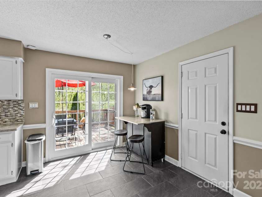 9637 Stoney Hill Lane, Charlotte, NC 28277.  MLS# CAR4242070, YatesRealty ID 5519. 