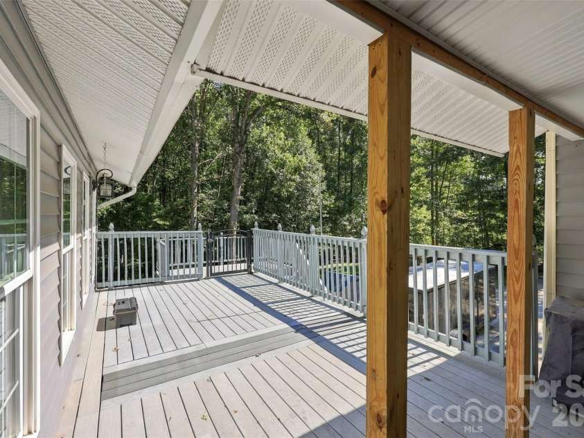 6227 Winds Court, Clover, SC 29710.  MLS# CAR4427648, YatesRealty ID 55192. 