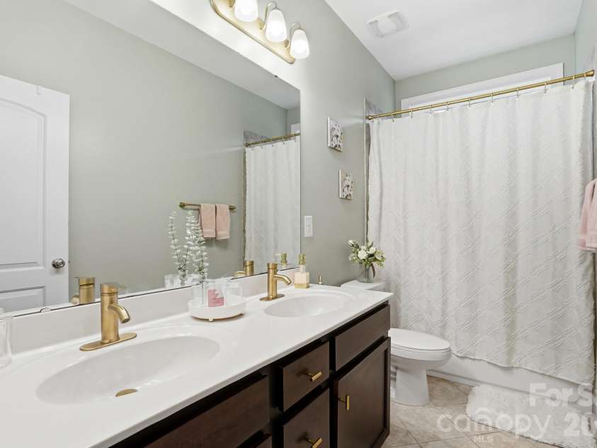 2604 Logan Caroline Lane, Monroe, NC 28110.  MLS# CAR4333844, YatesRealty ID 55194. 