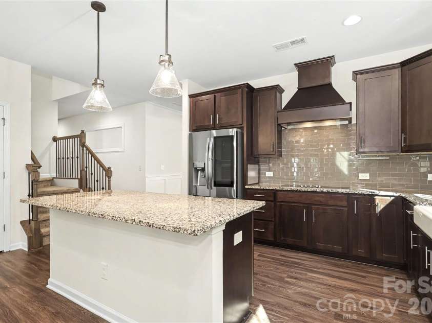 7420 Tullamore Glen Drive, Huntersville, NC 28078.  MLS# CAR4431283, YatesRealty ID 55195. 