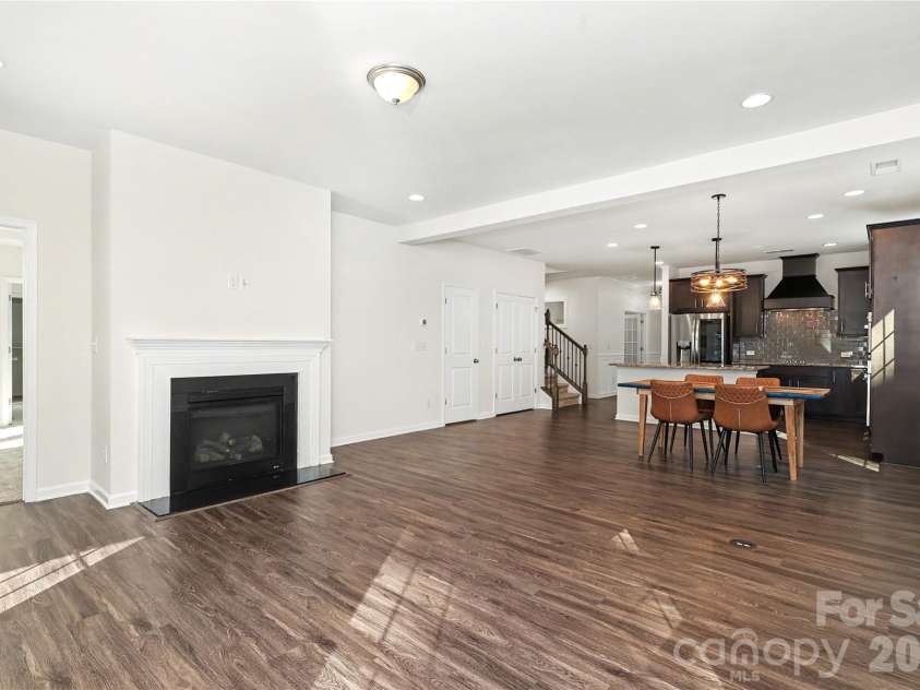 7420 Tullamore Glen Drive, Huntersville, NC 28078.  MLS# CAR4431283, YatesRealty ID 55195. 