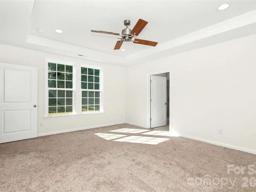 7420 Tullamore Glen Drive, Huntersville, NC 28078.  MLS# CAR4431283, YatesRealty ID 55195. 