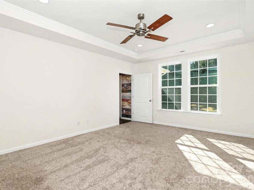 7420 Tullamore Glen Drive, Huntersville, NC 28078.  MLS# CAR4431283, YatesRealty ID 55195. 