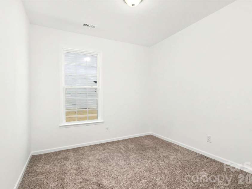 7420 Tullamore Glen Drive, Huntersville, NC 28078.  MLS# CAR4431283, YatesRealty ID 55195. 