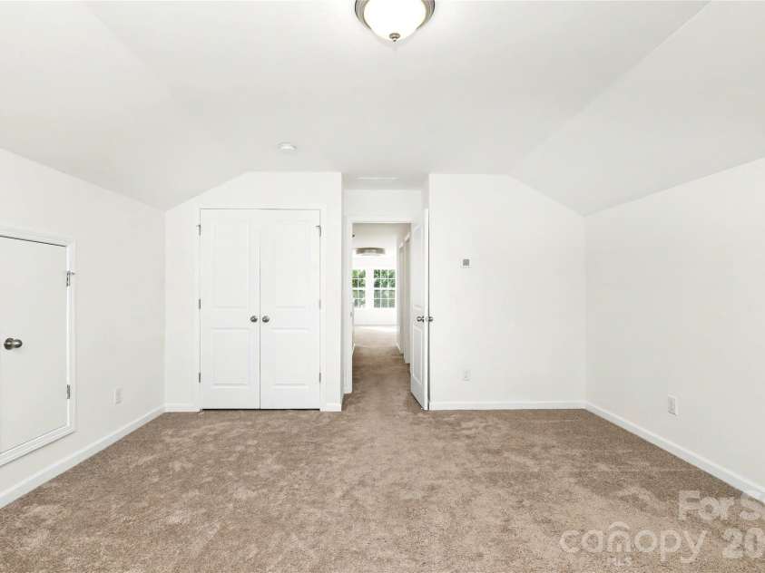 7420 Tullamore Glen Drive, Huntersville, NC 28078.  MLS# CAR4431283, YatesRealty ID 55195. 