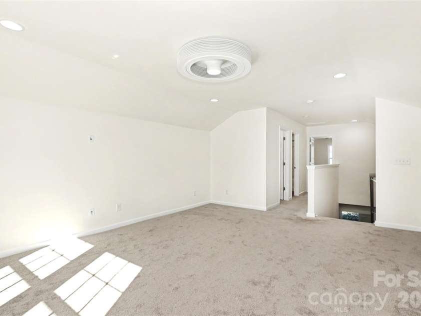 7420 Tullamore Glen Drive, Huntersville, NC 28078.  MLS# CAR4431283, YatesRealty ID 55195. 