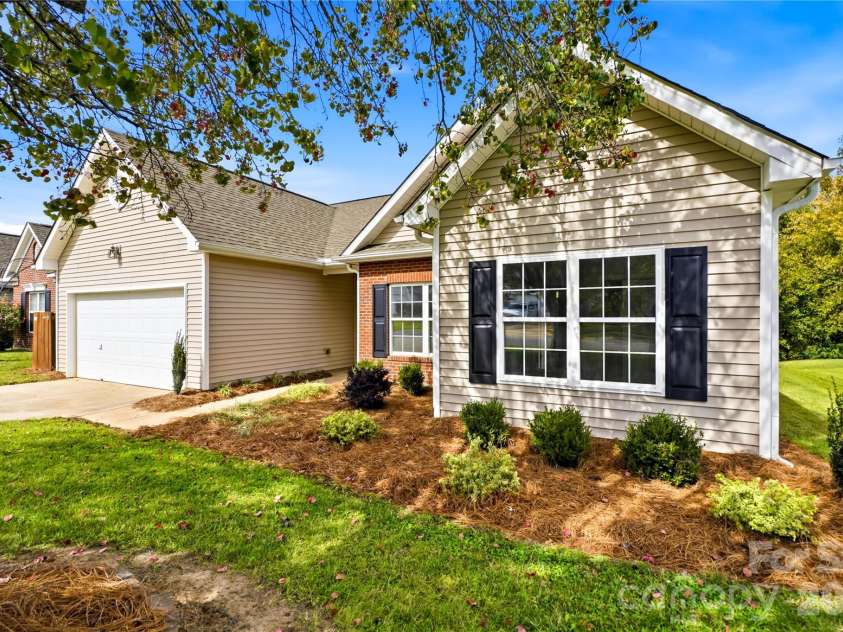 179 Mott Road, Mooresville, NC 28115.  MLS# CAR4425941, YatesRealty ID 55199. 
