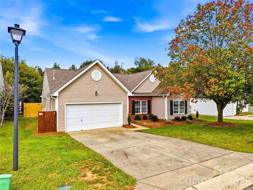 179 Mott Road, Mooresville, NC 28115.  MLS# CAR4425941, YatesRealty ID 55199. 