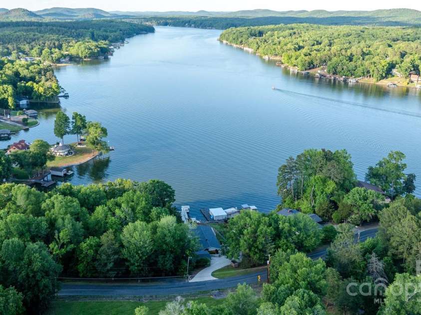 24264 Strand Drive, Albemarle, NC 28001.  MLS# CAR4257779, YatesRealty ID 552. 