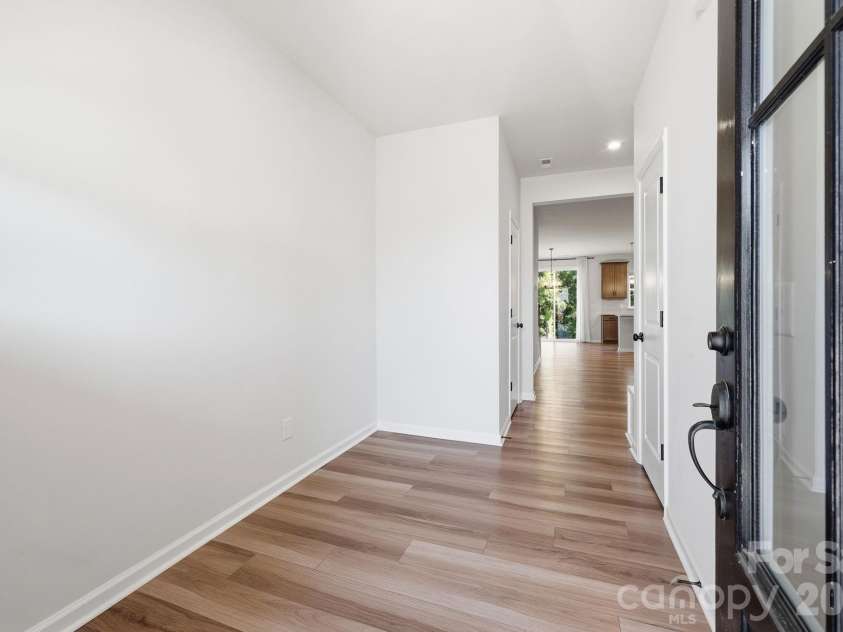 1103 Grays Mill Road, Charlotte, NC 28215.  MLS# CAR4392457, YatesRealty ID 5520. 