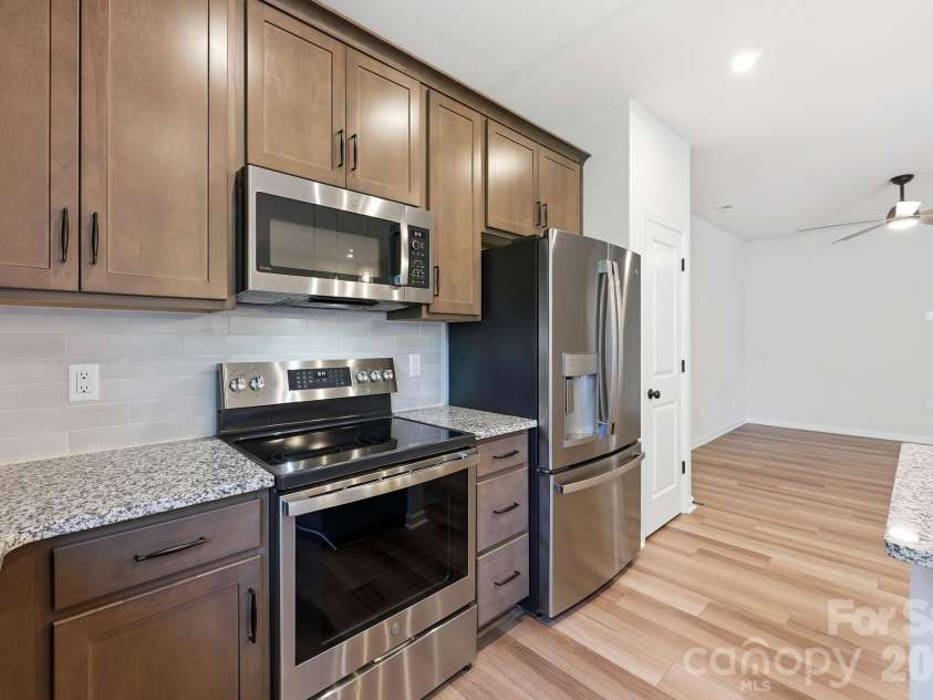 1103 Grays Mill Road, Charlotte, NC 28215.  MLS# CAR4392457, YatesRealty ID 5520. 