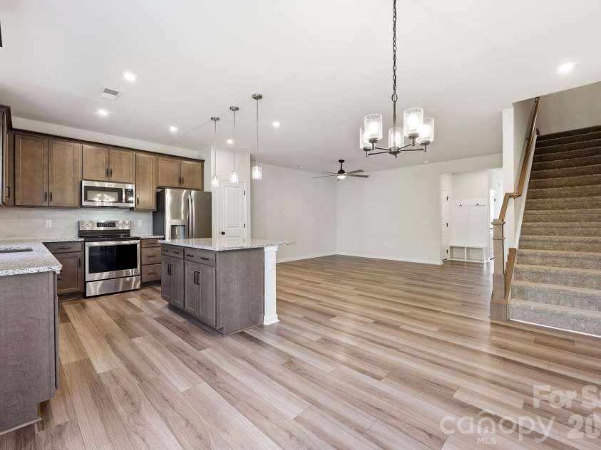 1103 Grays Mill Road, Charlotte, NC 28215.  MLS# CAR4392457, YatesRealty ID 5520. 