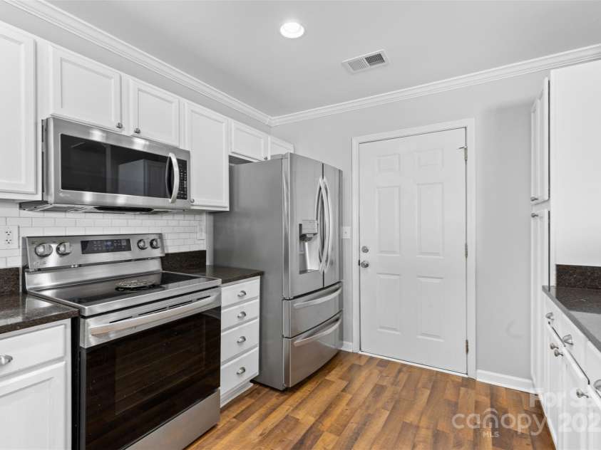 11507 Rabbit Ridge Road, Charlotte, NC 28270.  MLS# CAR4240911, YatesRealty ID 5520. 
