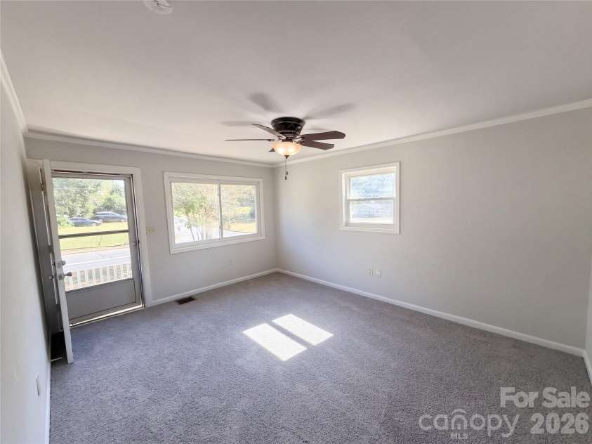 264 Crowell Drive, Concord, NC 28025.  MLS# CAR4432311, YatesRealty ID 55200. 