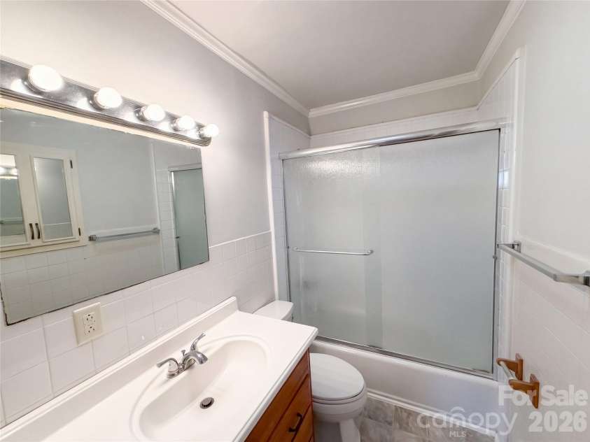 264 Crowell Drive, Concord, NC 28025.  MLS# CAR4432311, YatesRealty ID 55200. 