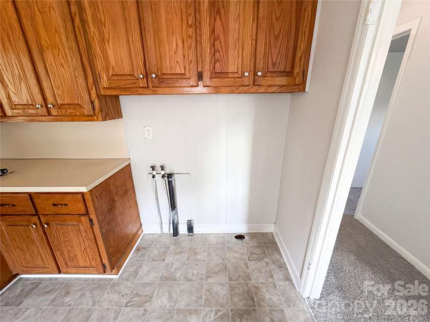 264 Crowell Drive, Concord, NC 28025.  MLS# CAR4432311, YatesRealty ID 55200. 