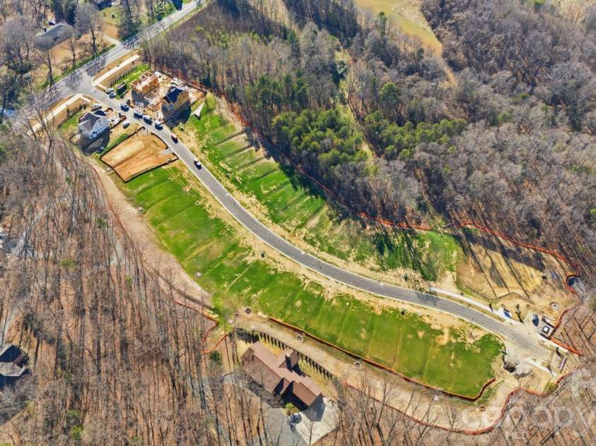 13139 Foxberry Road, Charlotte, NC 28213.  MLS# CAR4432052, YatesRealty ID 55201. Community drone
