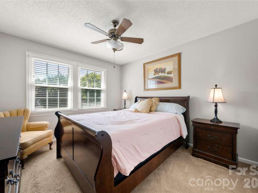 421 Halliwell Street, Charlotte, NC 28262.  MLS# CAR4432300, YatesRealty ID 55204. 