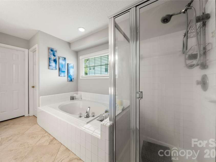 421 Halliwell Street, Charlotte, NC 28262.  MLS# CAR4432300, YatesRealty ID 55204. 