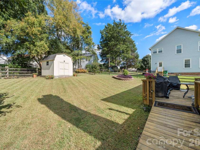 421 Halliwell Street, Charlotte, NC 28262.  MLS# CAR4432300, YatesRealty ID 55204. 