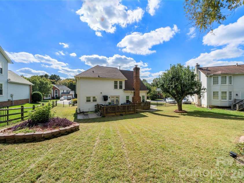 421 Halliwell Street, Charlotte, NC 28262.  MLS# CAR4432300, YatesRealty ID 55204. 