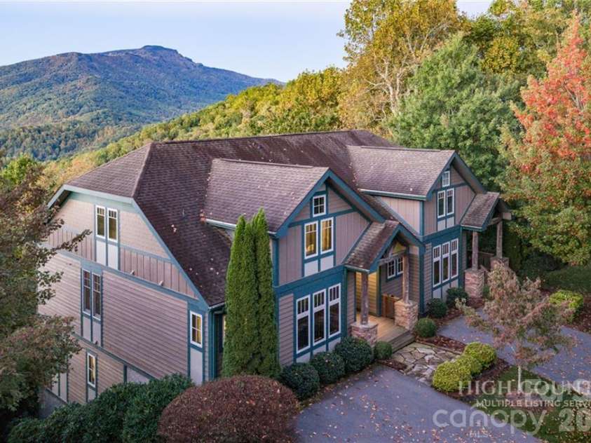 355 Ridge Haven Parkway, Banner Elk, NC 28604.  MLS# CAR4432289, YatesRealty ID 55205. 