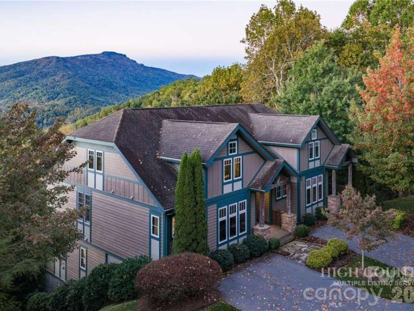 355 Ridge Haven Parkway, Banner Elk, NC 28604.  MLS# CAR4432289, YatesRealty ID 55205. 
