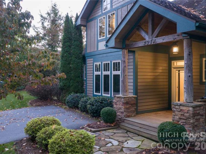 355 Ridge Haven Parkway, Banner Elk, NC 28604.  MLS# CAR4432289, YatesRealty ID 55205. 