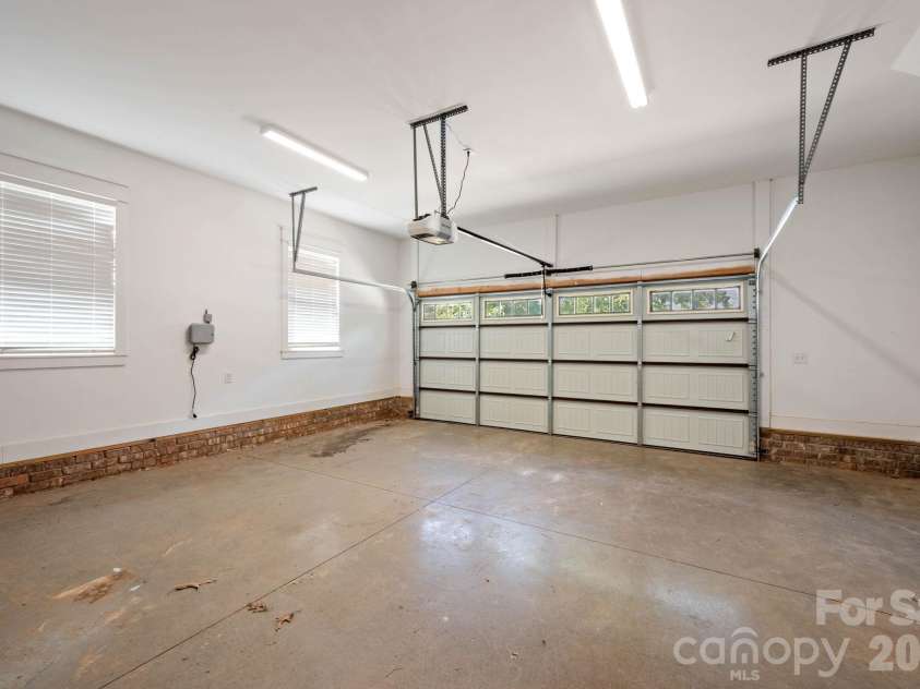 607 Zelkova Street, York, SC 29745.  MLS# CAR4425641, YatesRealty ID 55207. 