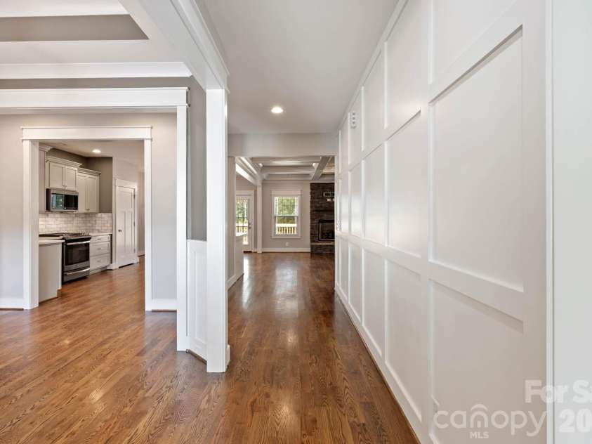 607 Zelkova Street, York, SC 29745.  MLS# CAR4425641, YatesRealty ID 55207. Entry