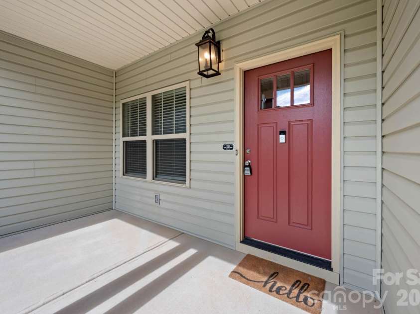 607 Zelkova Street, York, SC 29745.  MLS# CAR4425641, YatesRealty ID 55207. Freshly painted front door
