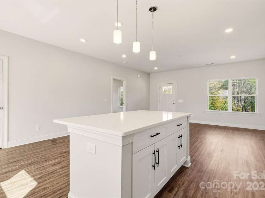 128 Main Street, Granite Falls, NC 28630.  MLS# CAR4317845, YatesRealty ID 5521. 
