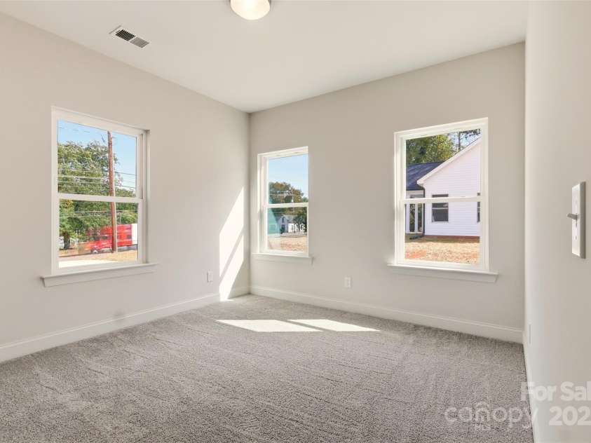 128 Main Street, Granite Falls, NC 28630.  MLS# CAR4317845, YatesRealty ID 5521. 
